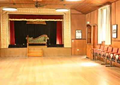 Stage nad Dance Floor